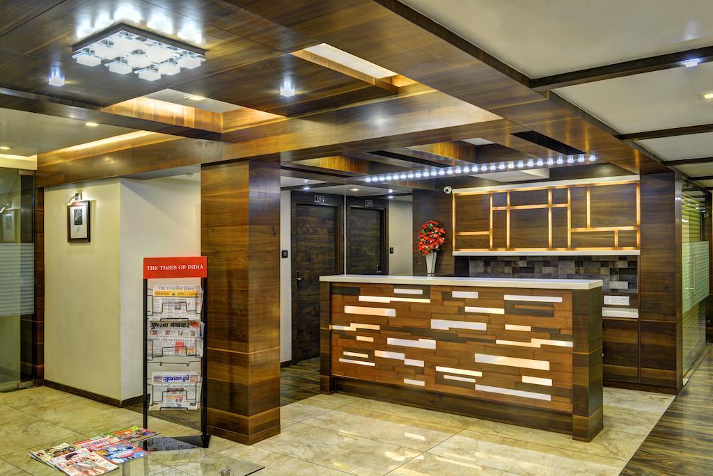 Hotel Aaram Orchard อาเมดาบัด ภายนอก รูปภาพ